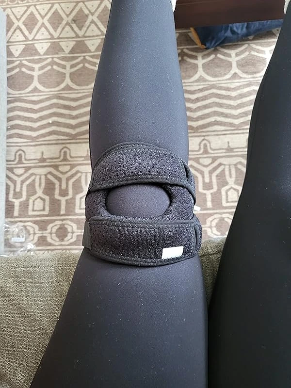 Foto de pies con corrector de juanetes